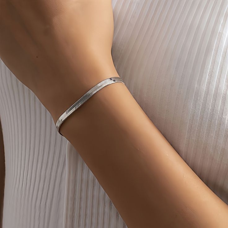 Buy Flat Snake Bracelet Silver For Men and Women in Pakistan.